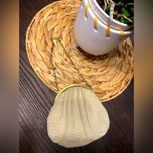 Elegant Cream Evening Clutch vintage mesh whiting & Davis mini purse rare retro